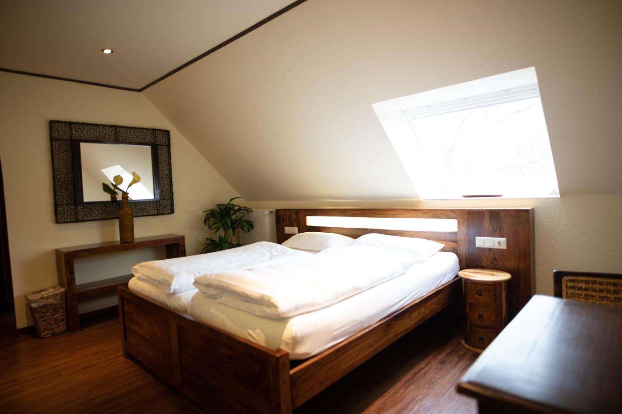 Husum  Vier Jahreszeiten Rooms מראה חיצוני תמונה